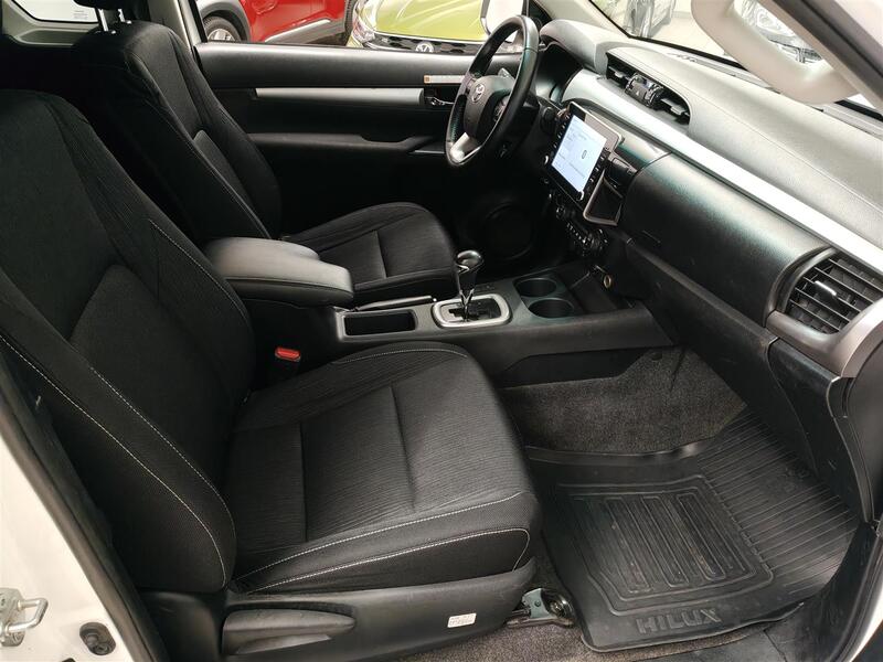 Toyota Hilux vaihtoauto