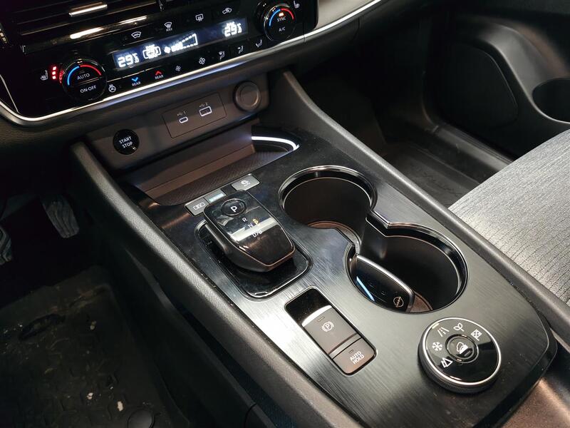 Nissan X-Trail vaihtoauto