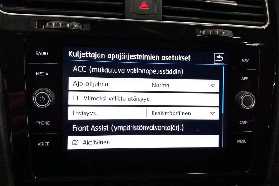 Volkswagen Golf vaihtoauto