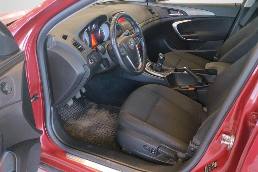 Opel Insignia vaihtoauto