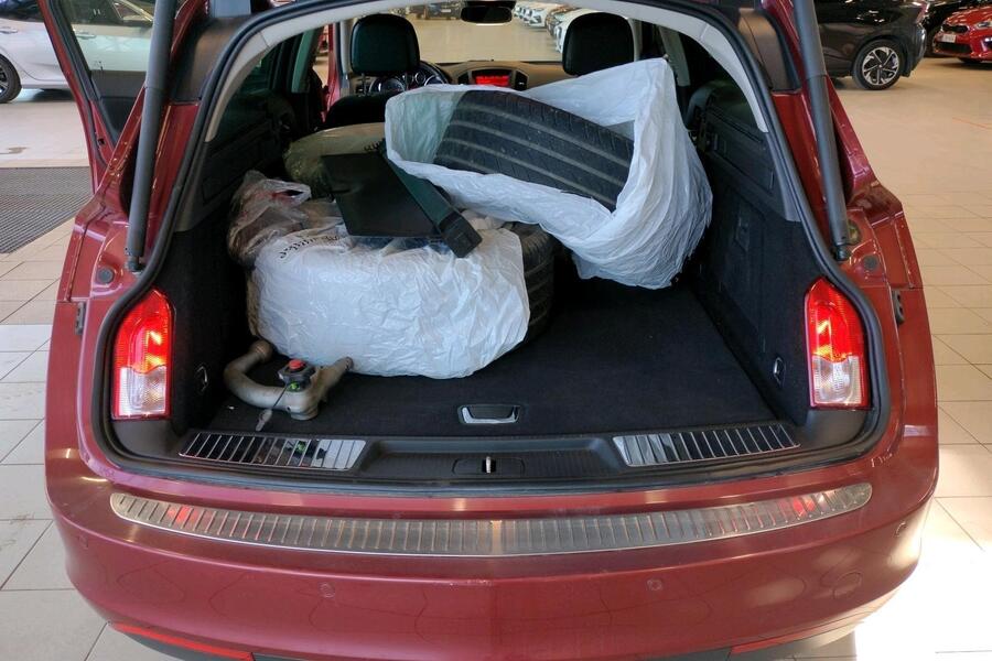 Opel Insignia vaihtoauto