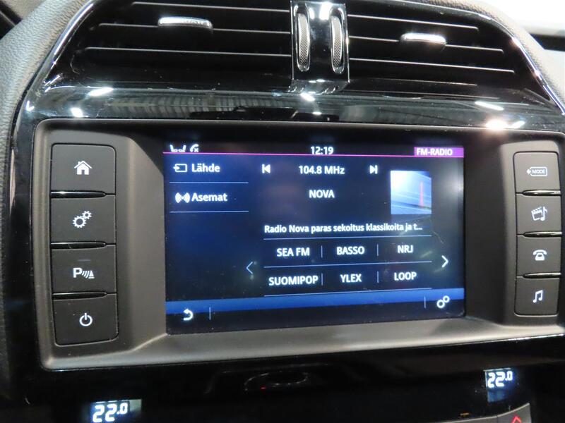 Jaguar XE vaihtoauto