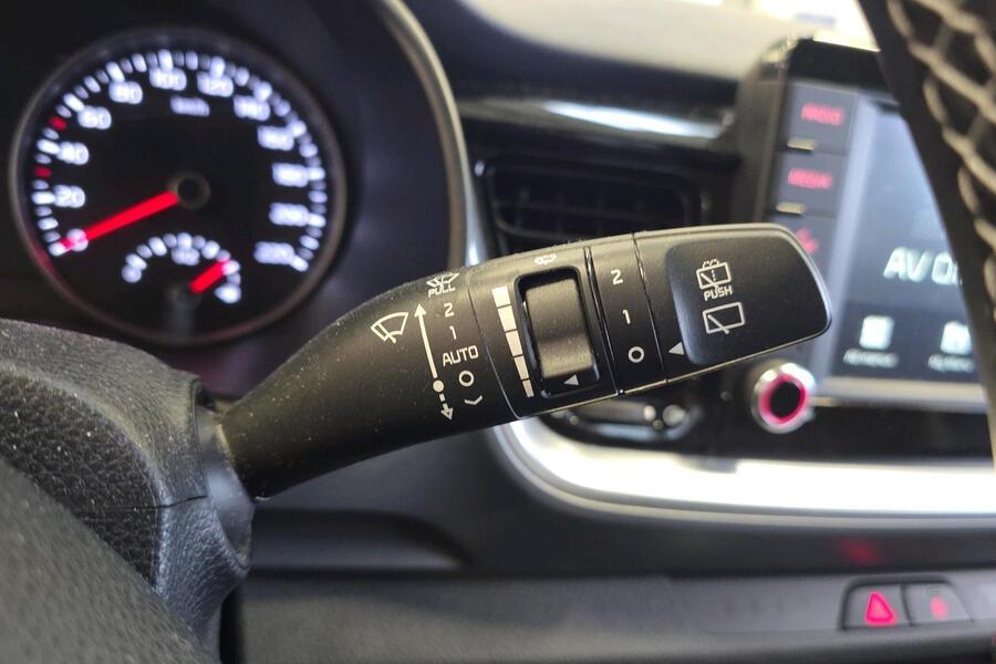 Kia Stonic vaihtoauto