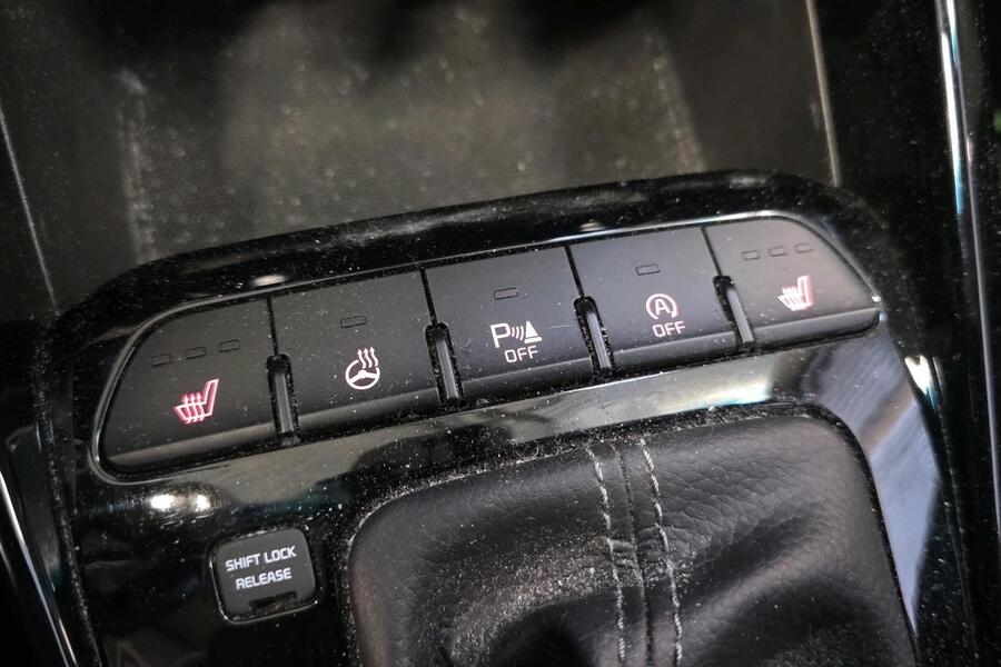 Kia Stonic vaihtoauto