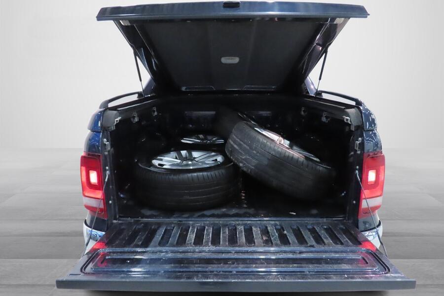 Volkswagen Amarok vaihtoauto