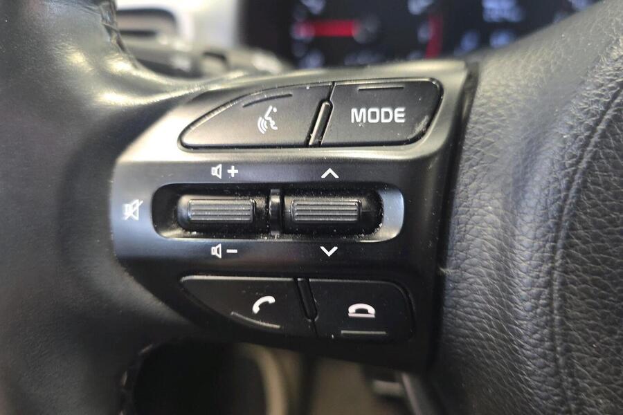 Kia Stonic vaihtoauto