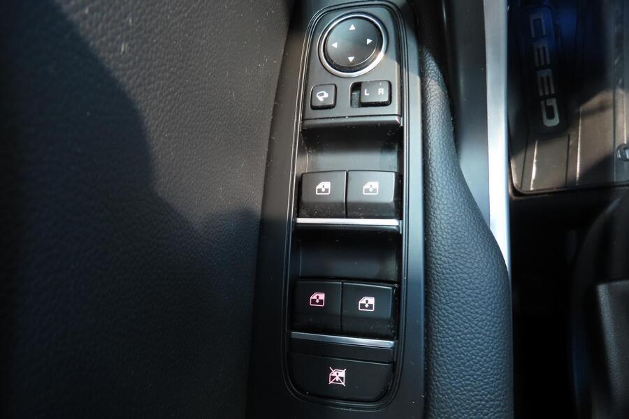 Kia Ceed vaihtoauto