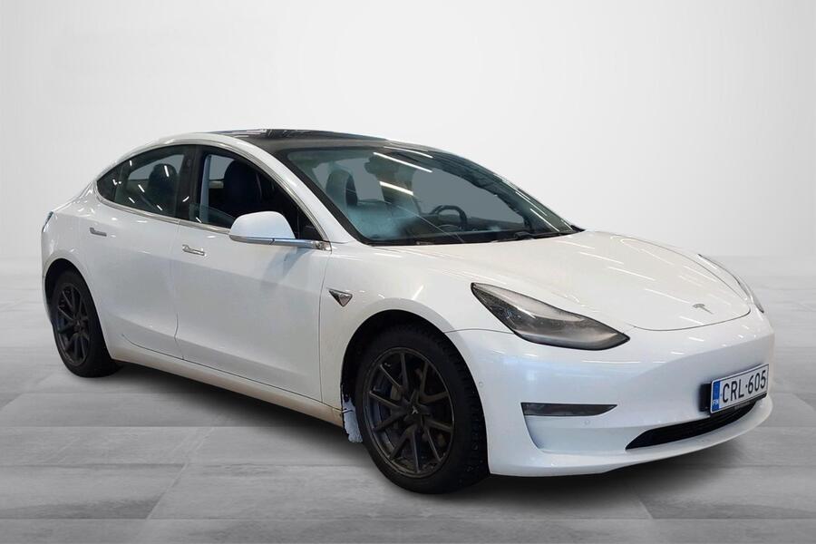 Tesla Model 3 vaihtoauto