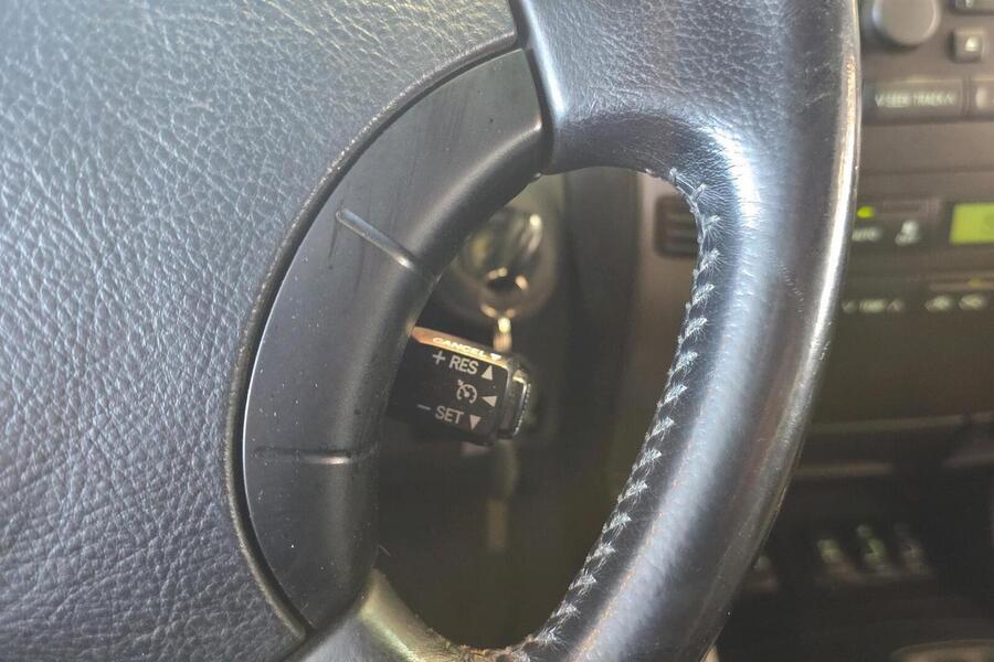 Toyota Land Cruiser vaihtoauto