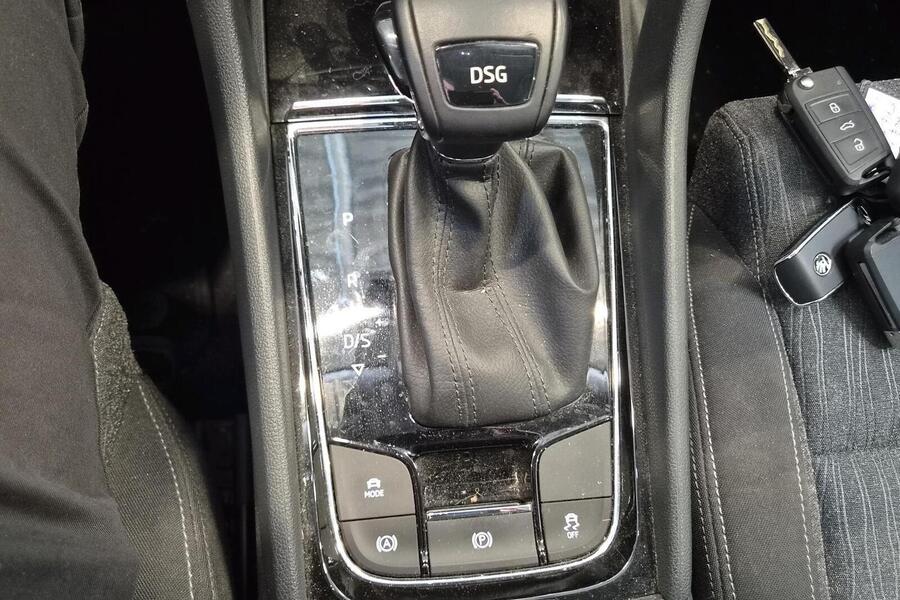 Skoda Karoq vaihtoauto