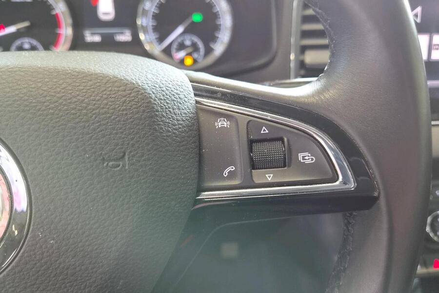 Skoda Karoq vaihtoauto