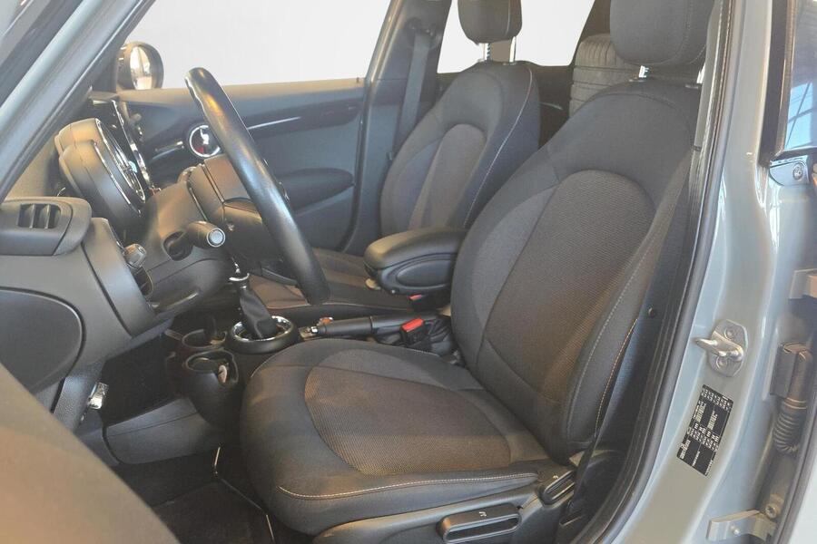 Mini Hatchback vaihtoauto