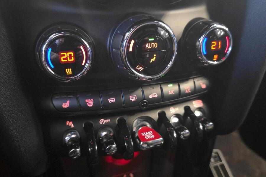 Mini Hatchback vaihtoauto