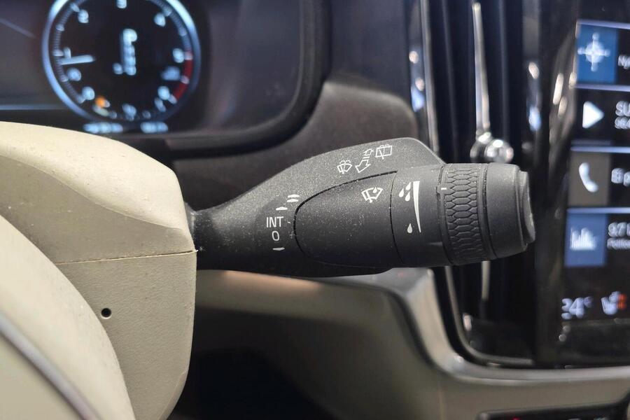 Volvo V90 Cross Country vaihtoauto