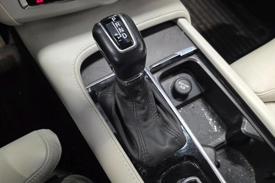 Volvo V90 Cross Country vaihtoauto