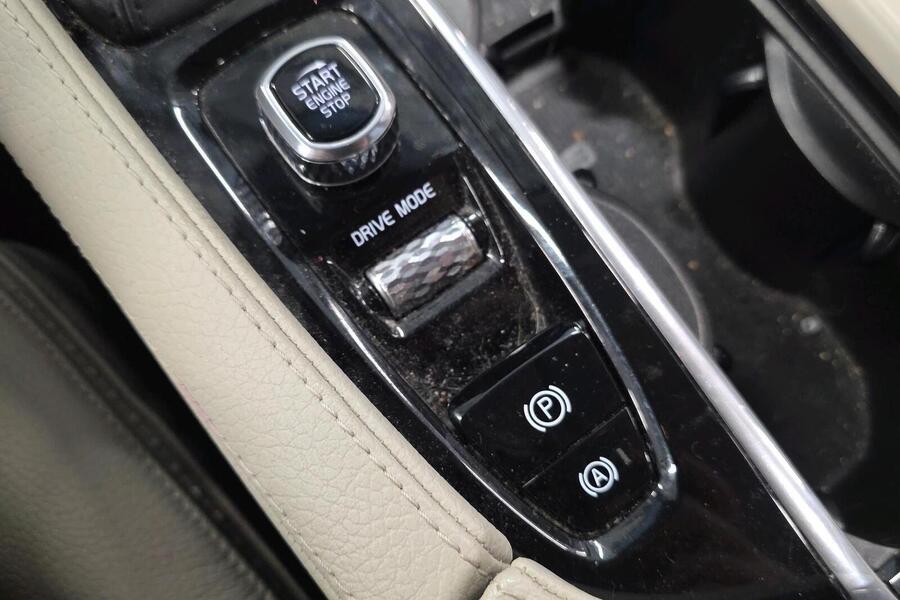 Volvo V90 Cross Country vaihtoauto