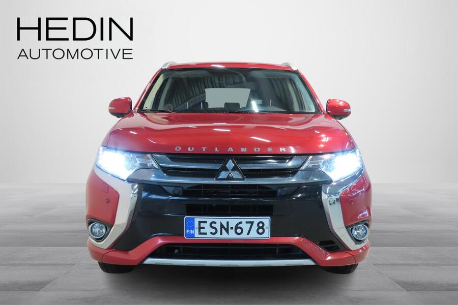Mitsubishi Outlander PHEV vaihtoauto