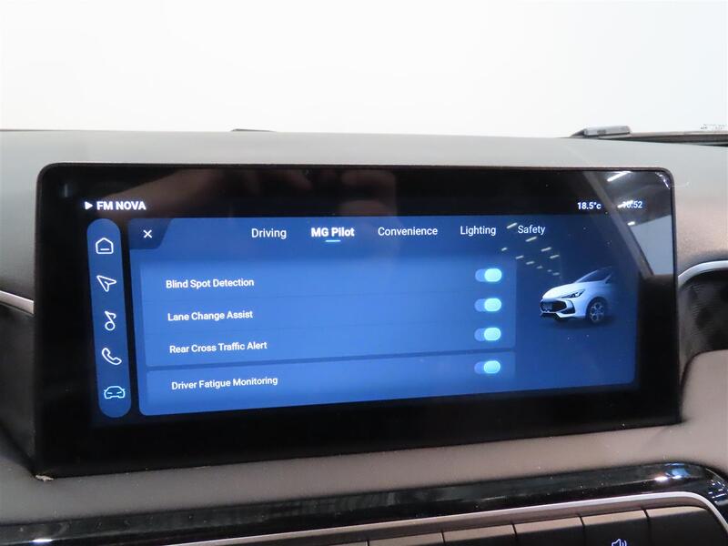 MG MG3 vaihtoauto