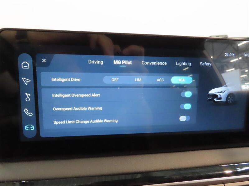 MG MG3 vaihtoauto