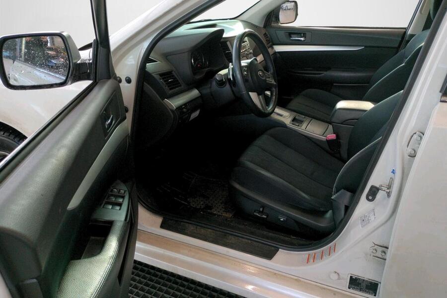 Subaru Legacy vaihtoauto