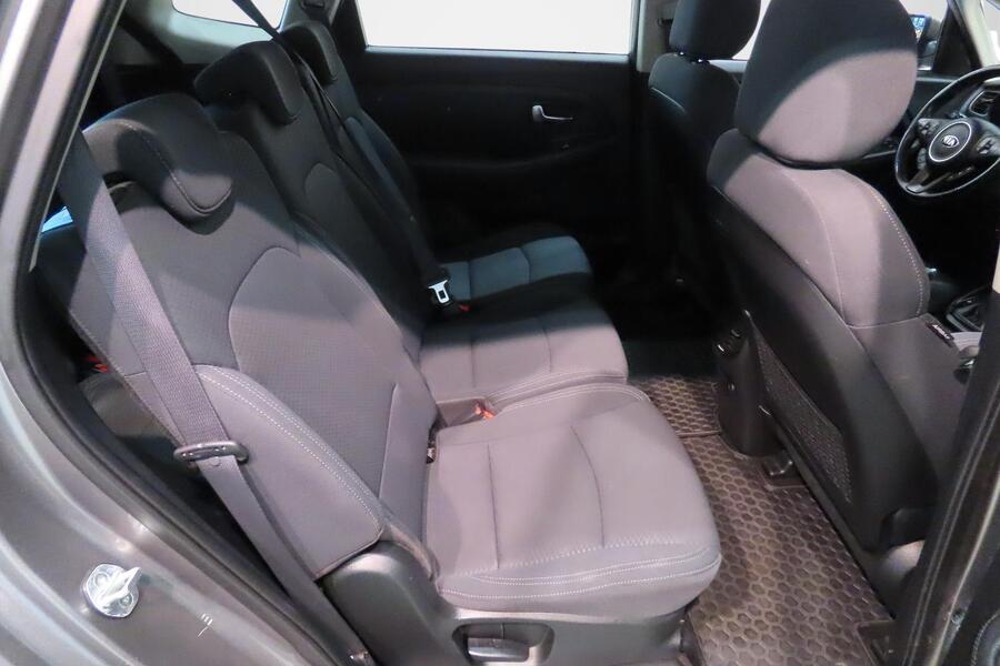 Kia Carens vaihtoauto