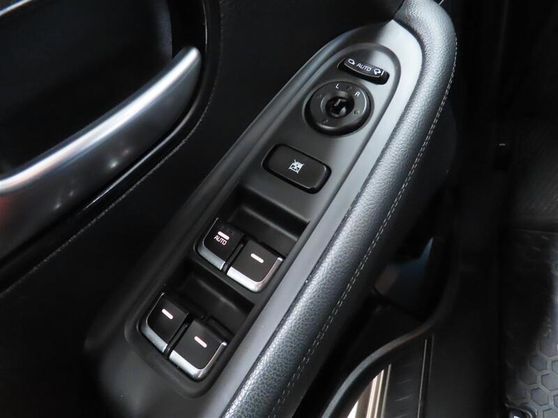 Kia Carens vaihtoauto