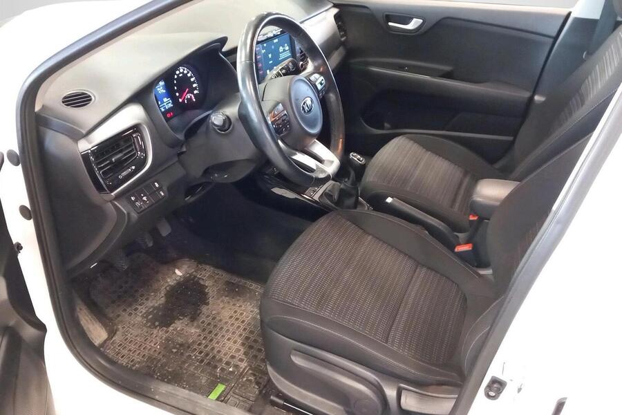 Kia Stonic vaihtoauto