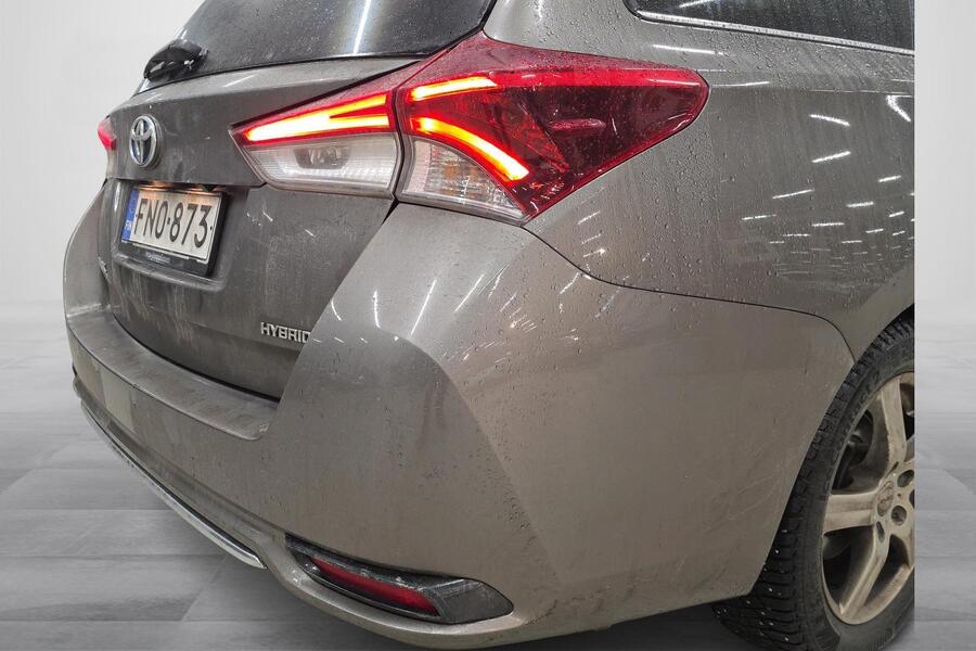 Toyota Auris vaihtoauto