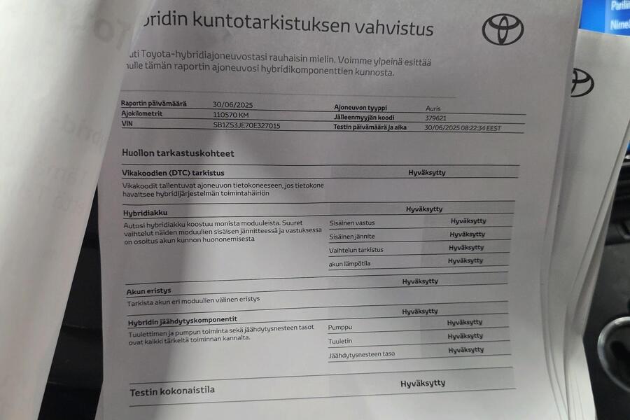 Toyota Auris vaihtoauto