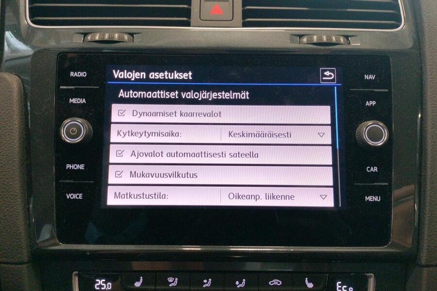 Volkswagen Golf vaihtoauto