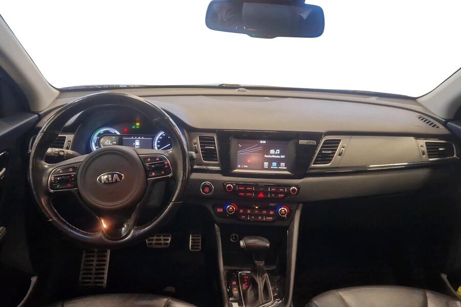 Kia Niro plug-in vaihtoauto