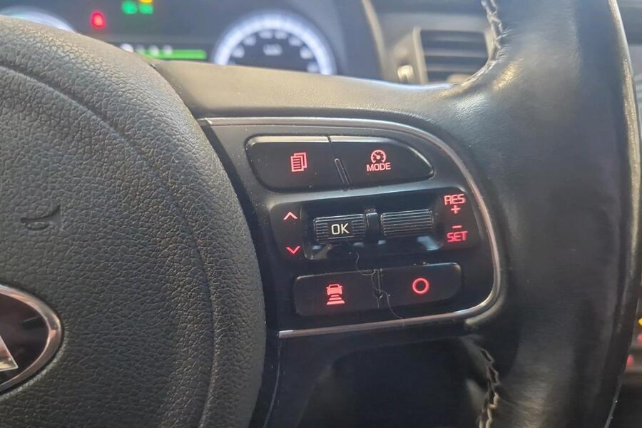 Kia Niro plug-in vaihtoauto