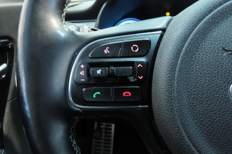 Kia Niro plug-in vaihtoauto