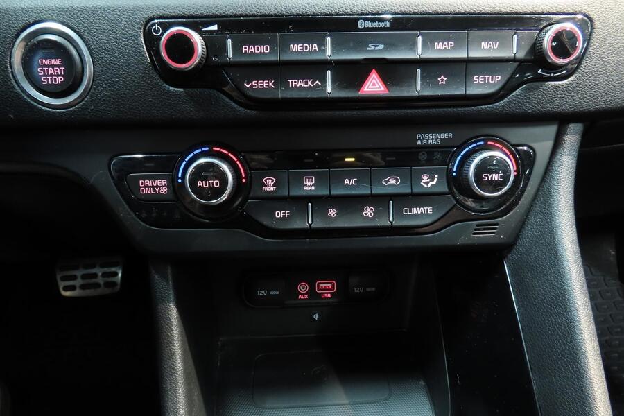 Kia Niro plug-in vaihtoauto