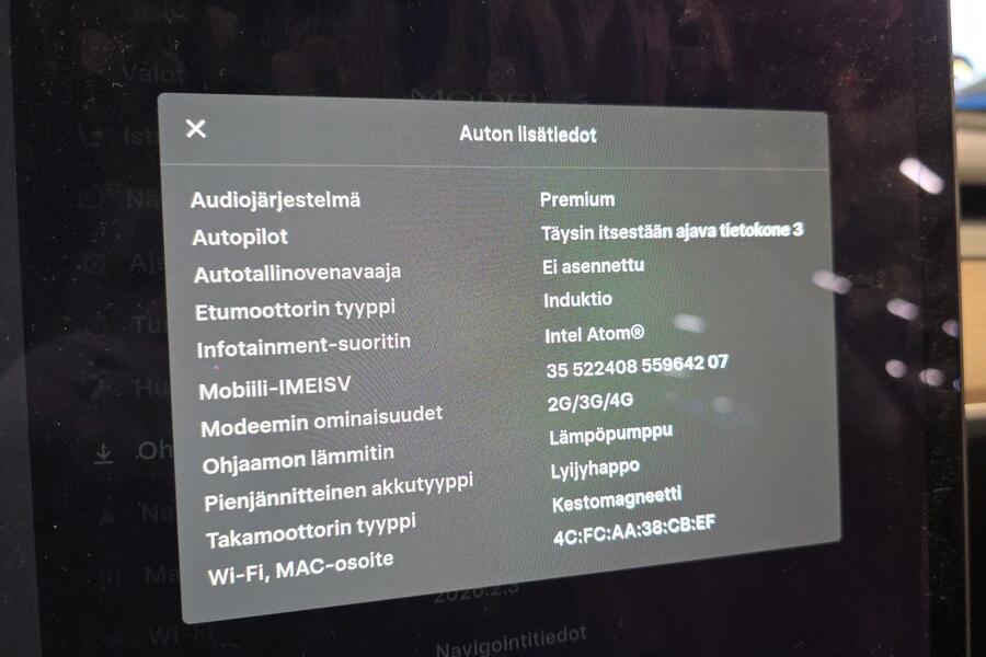 Tesla Model 3 vaihtoauto