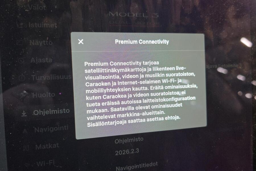 Tesla Model 3 vaihtoauto