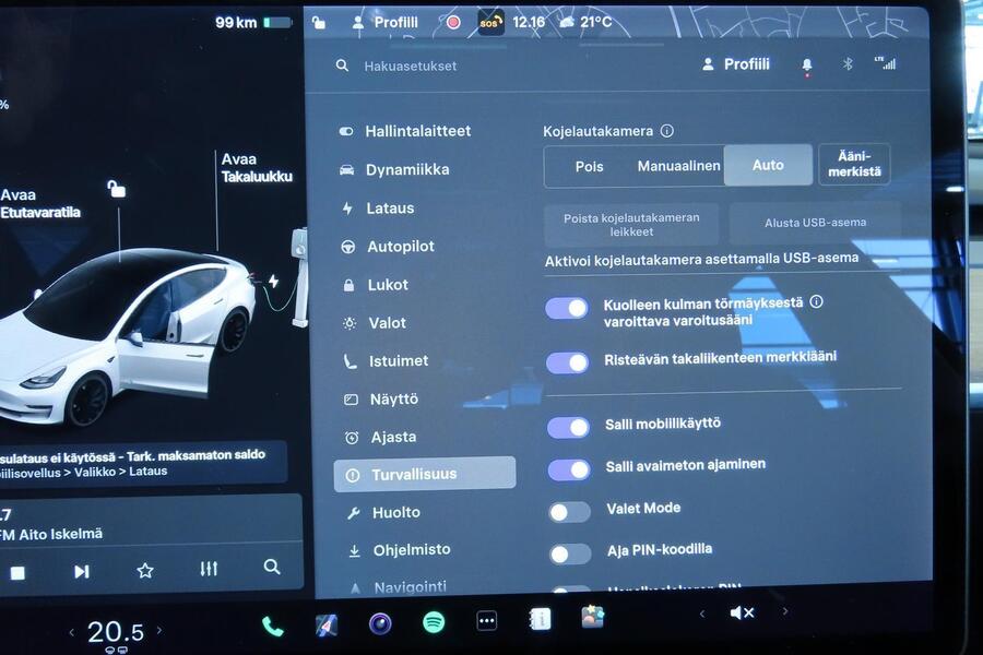 Tesla Model 3 vaihtoauto