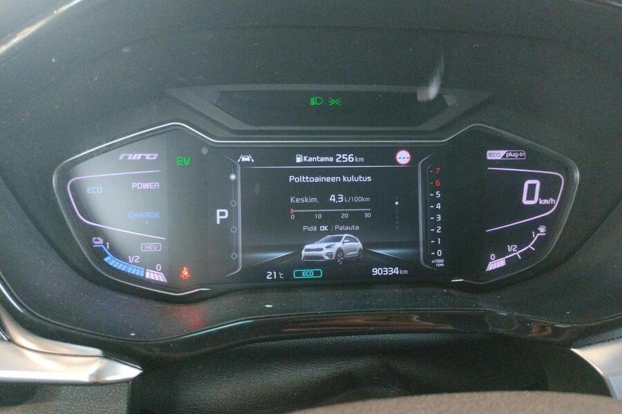 Kia Niro plug-in vaihtoauto