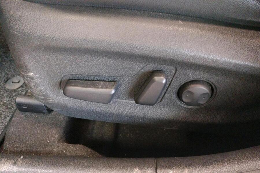 Kia Niro plug-in vaihtoauto