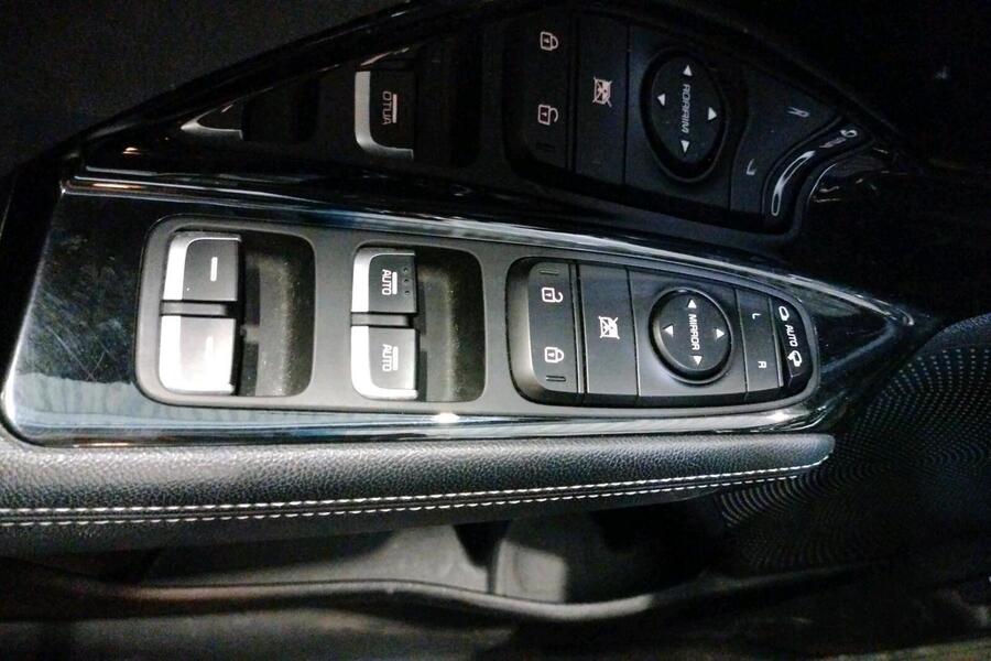 Kia Niro plug-in vaihtoauto