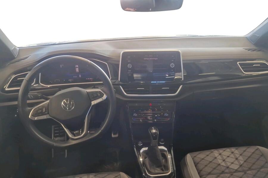 Volkswagen T-Roc vaihtoauto