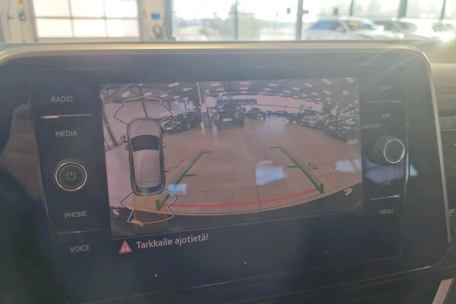 Volkswagen T-Roc vaihtoauto