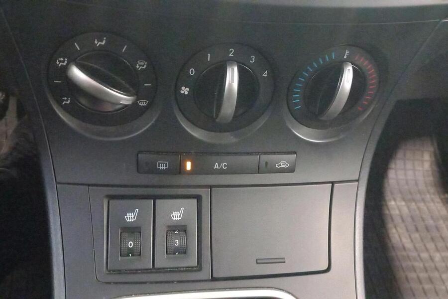 Mazda 3 vaihtoauto