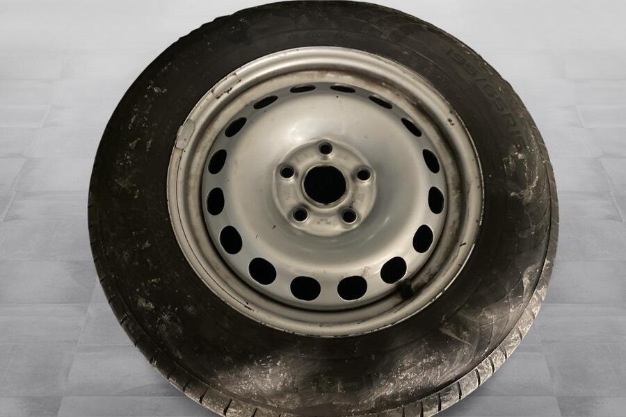 Volkswagen Caddy Maxi vaihtoauto