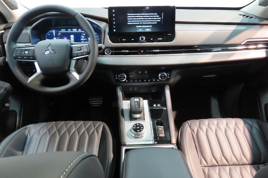 Mitsubishi Outlander vaihtoauto