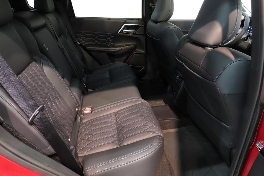 Mitsubishi Outlander vaihtoauto