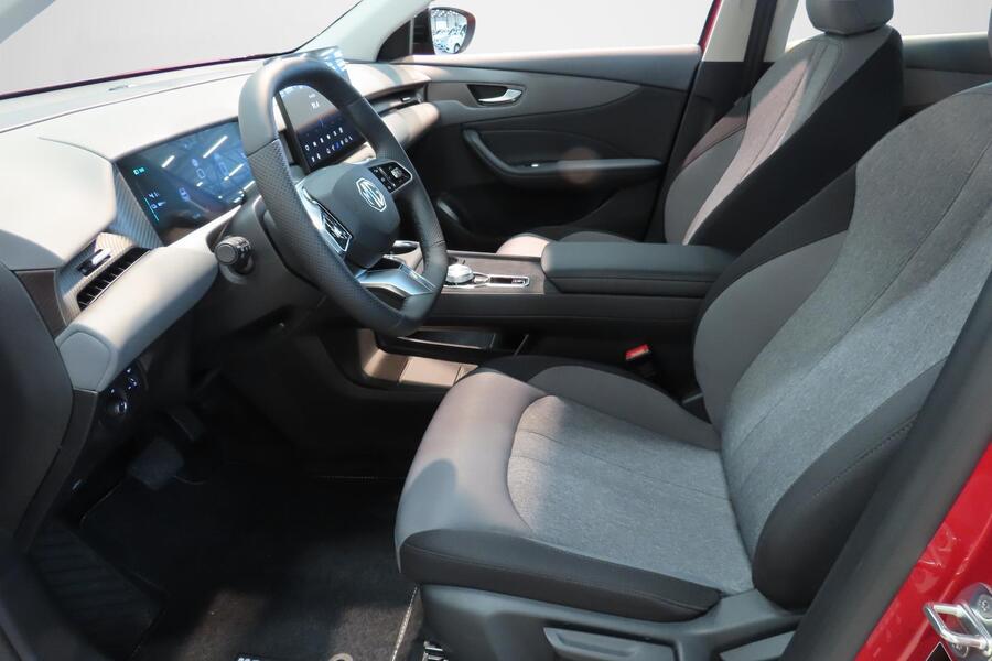 MG MGS5 EV vaihtoauto