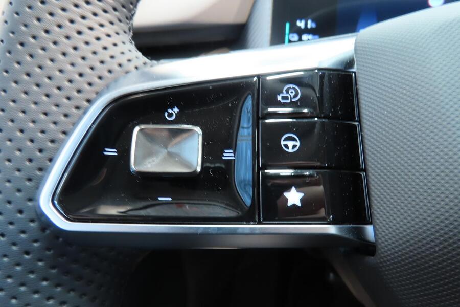 MG MGS5 EV vaihtoauto