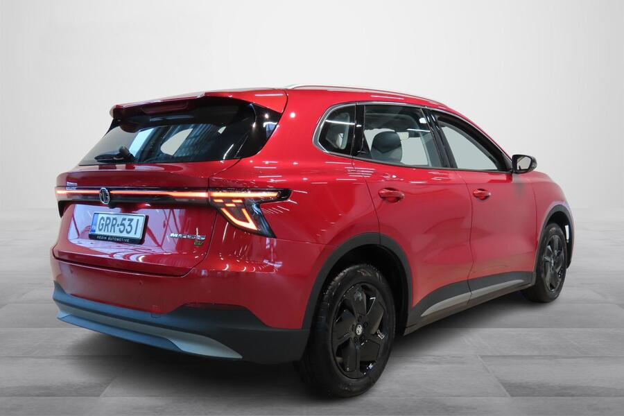 MG MGS5 EV vaihtoauto
