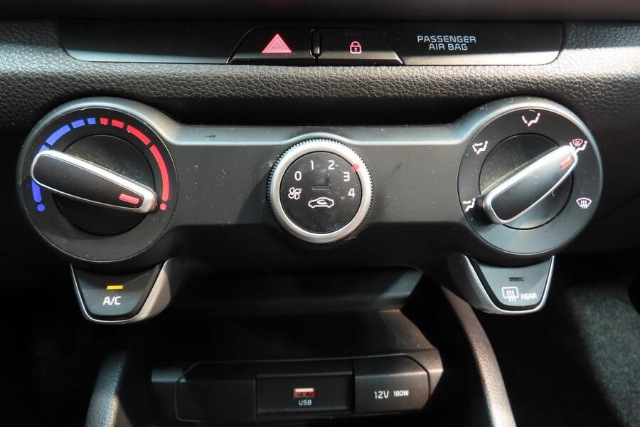 Kia Stonic vaihtoauto